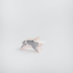 Ostheimer - Spotted Piglet Running - KEKA TOYS